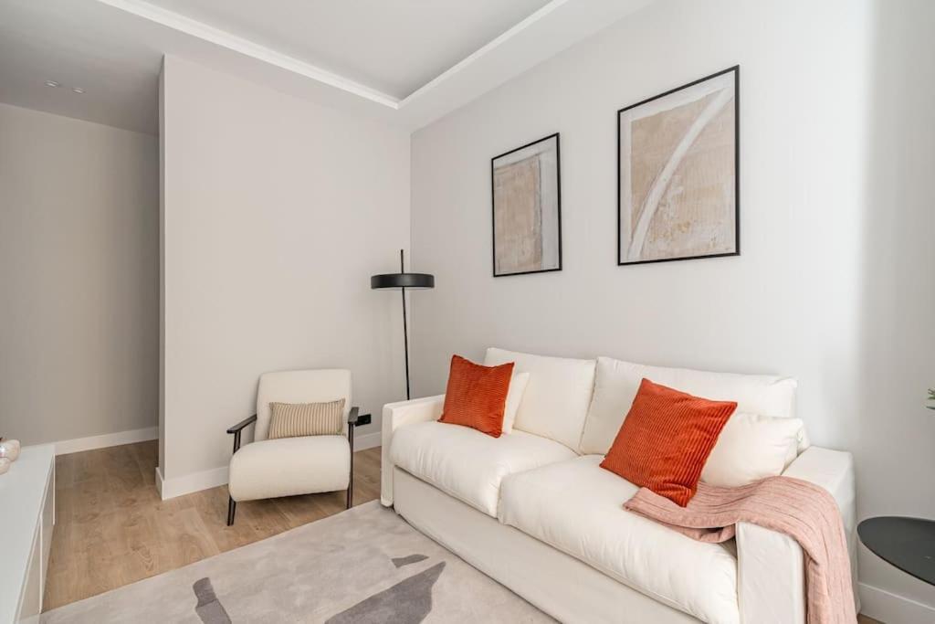 Centro XIII Calle De La Paz 2Br 2Bh Madrid Exterior photo